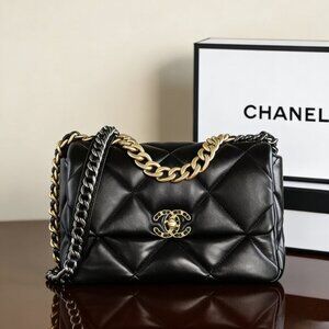 Chanel 19 Medium in Quilted Shiny Calfskin